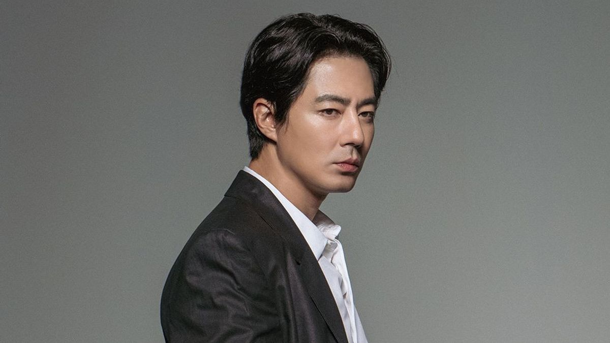 Jo In Sung - Vẻ đẹp lãng tử đậm chất điện ảnh