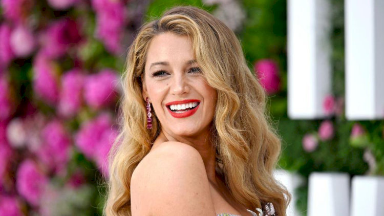 Blake Lively – biểu tượng của vẻ đẹp sang trọng, hiện đại và quyến rũ không tuổi.