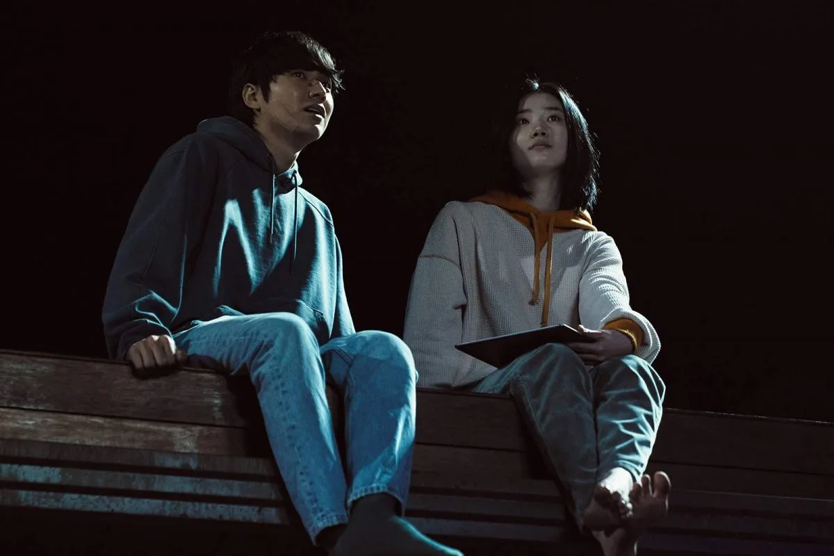 Tác phẩm gây ấn tượng với thế giới ngầm của những “phù thủy” được tạo ra bằng thí nghiệm di truyền